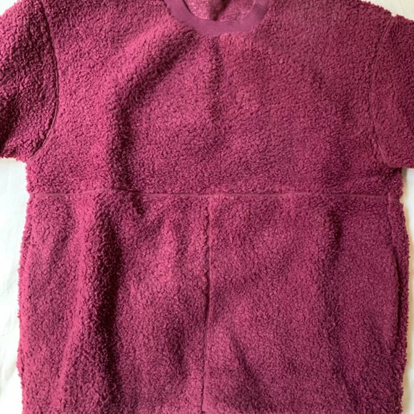 COS Magenta Oversized Fleece, Cozy and Gorgeous, Size M/L - Picture 2 of 6
